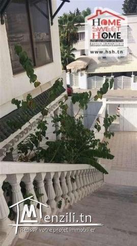 Etage Lavorist Meublé À Louer À Menzah