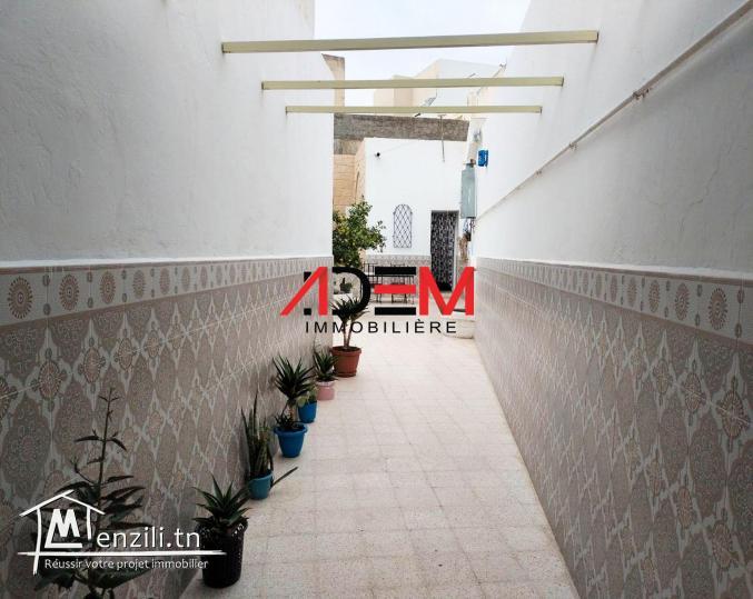 Jolie maison  style arabesque à hamem sousse