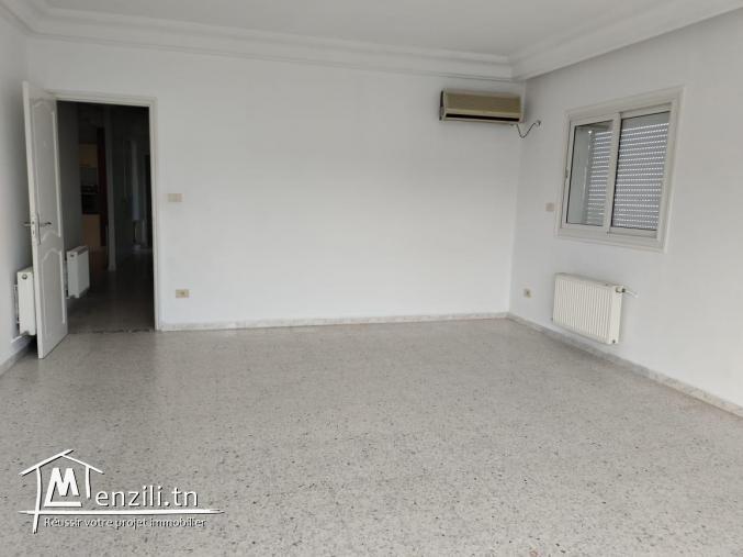 Kantaoui Appart S+3 zone préstigieuse