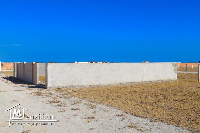 A vendre un terrain 2 km de yasmine hammamet