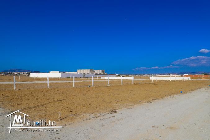 A vendre un terrain 2 km de yasmine hammamet