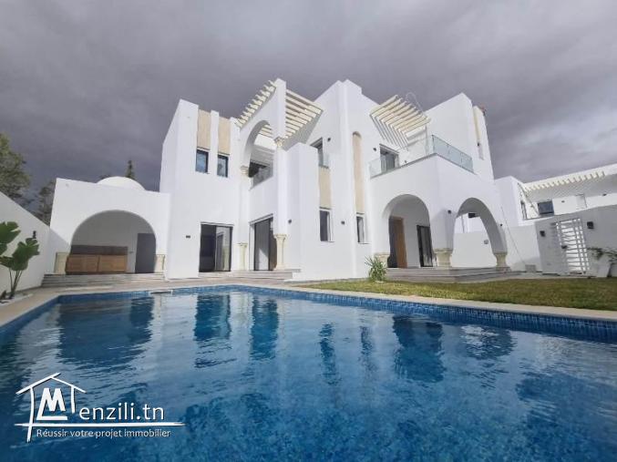 Villa MUSCARI (Réf: V2585)