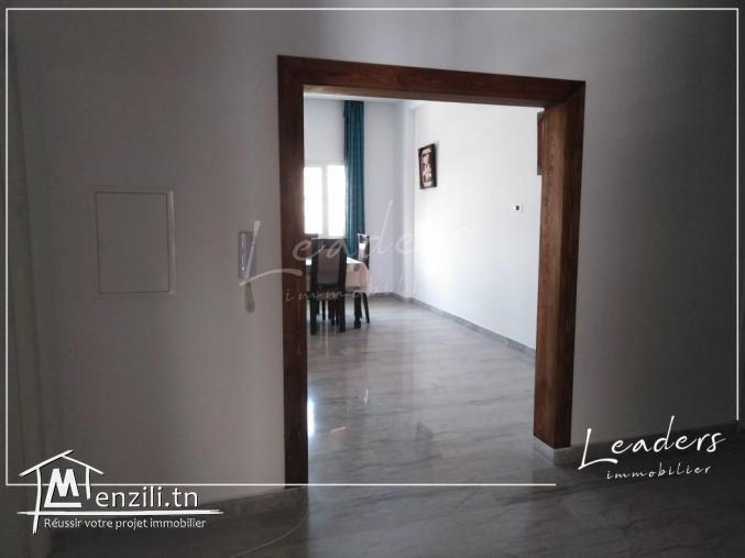 À vendre Villa S+4 situé à LA MARSA