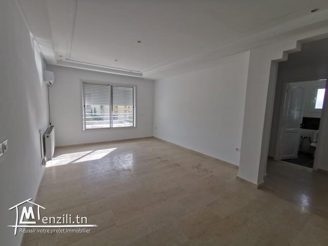 a louer s+2 a  Menzah 7