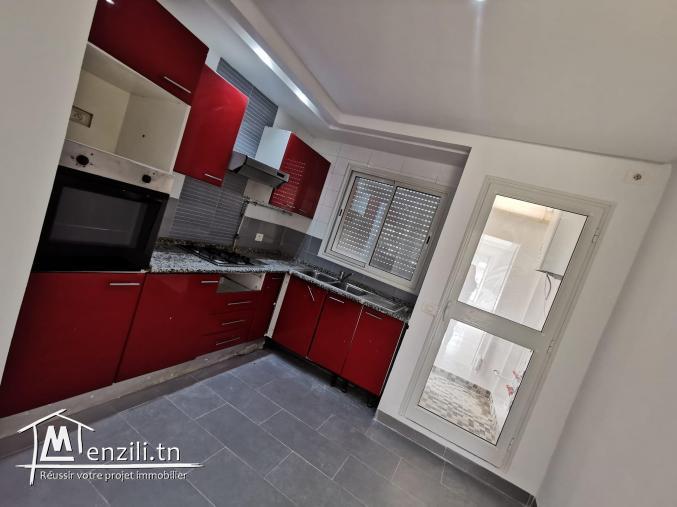 a louer s+2 a  Menzah 7