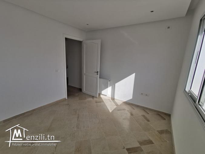 a louer s+2 a  Menzah 7
