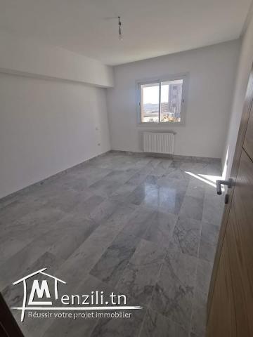 Luxueux Appartement S+2 à louer à El Menzah 9C