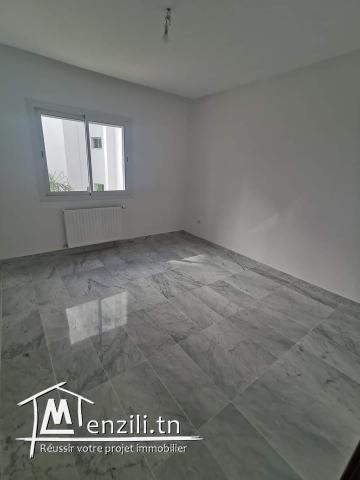 Luxueux Appartement S+2 à louer à El Menzah 9C