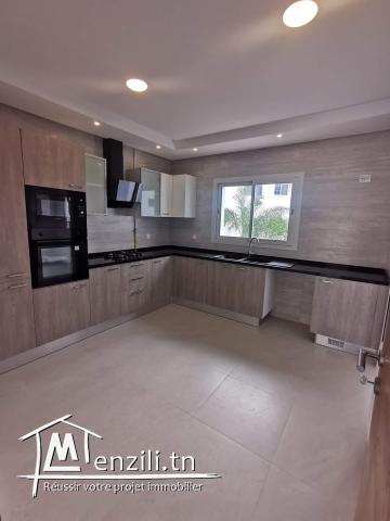 Luxueux Appartement S+2 à louer à El Menzah 9C