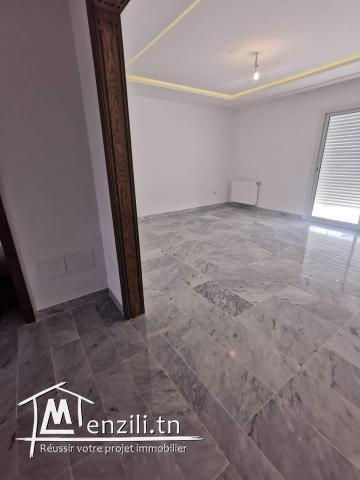 Luxueux Appartement S+2 à louer à El Menzah 9C