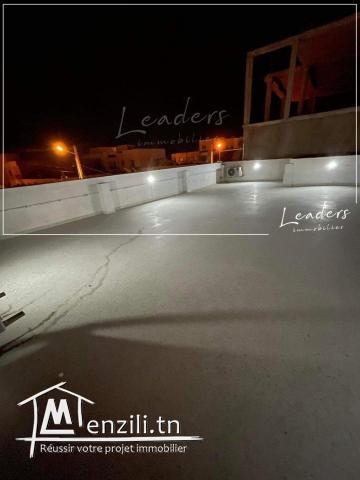 À vendre une maison S+5 situé à LA MARSA