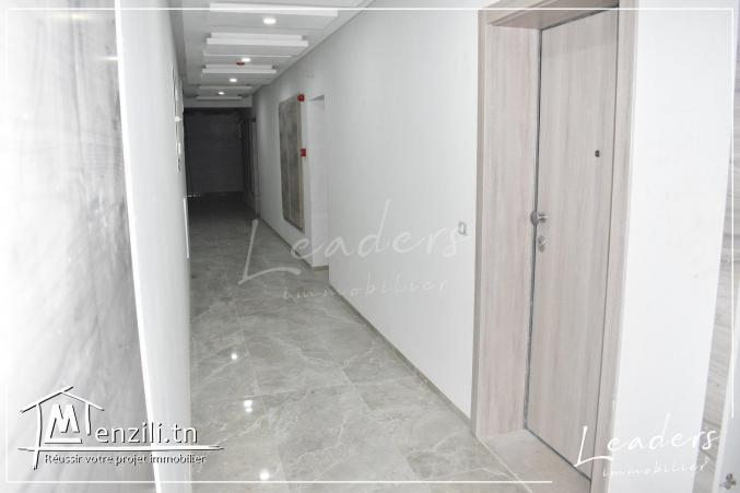 À vendre un appartementS+2 situé à GHAZELA