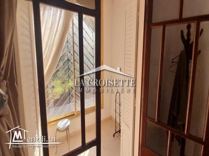 Villa S+5 avec piscine à La Soukra MVL1230