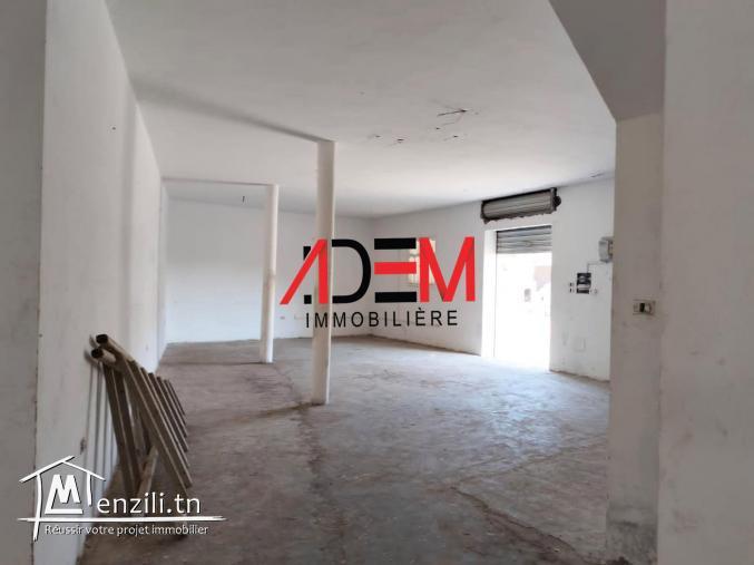 Local de 200m² bien situé à Khzema EST