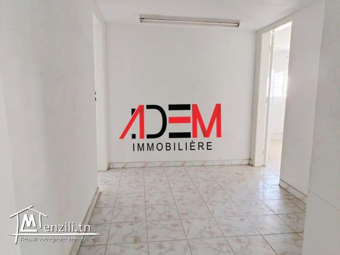 Local de 460m² couvert à Akouda