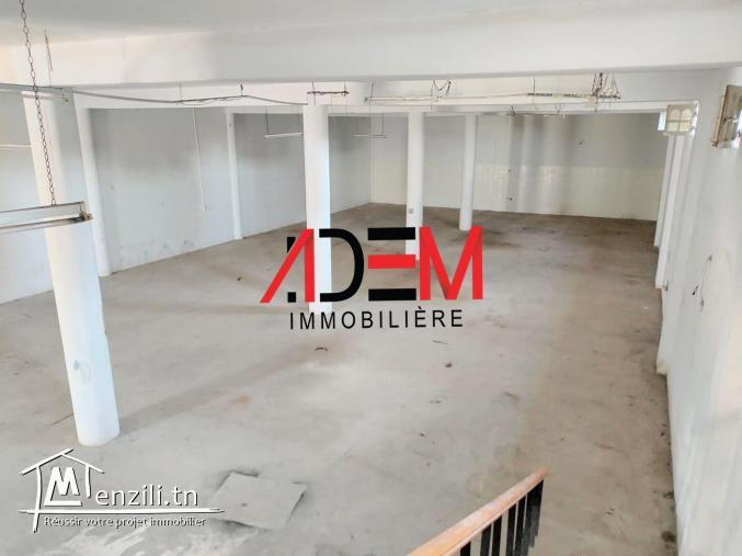 Local de 460m² couvert à Akouda