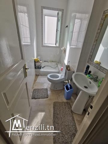 Etage de Villa a Louer a Ennaser 2 usage habitation ou bureautique