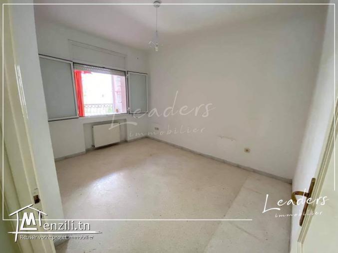 À vendre un appartementS+2 situé à AIN ZAGHOUEN