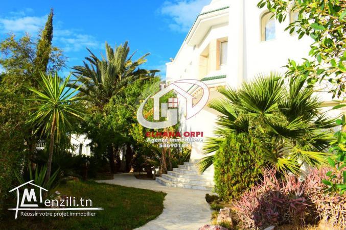villa a vendre avec piscine à monastir