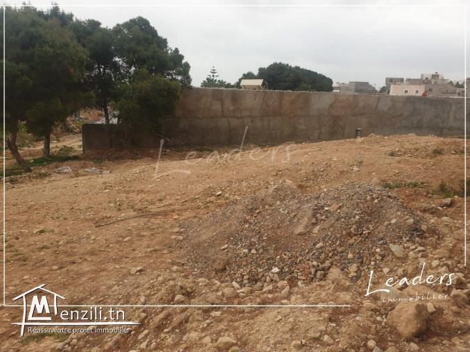 À vendre un terrain constructible situé à Riadh andalous