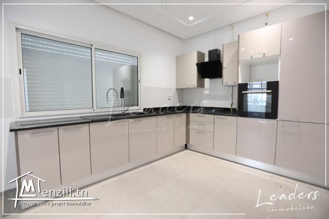 À vendre un appartementS+3 situé à CHOTRANA 1