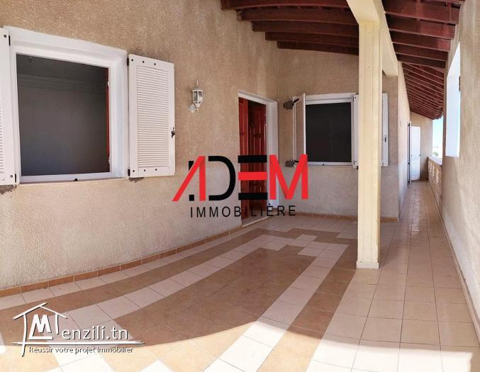 Etage de villa S3 bien situé à Hamem Sousse
