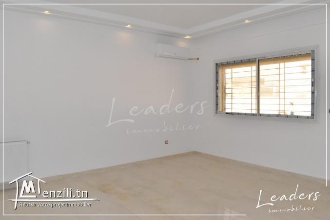 À vendre un appartementS+2 situé à BORJ LOUZIR