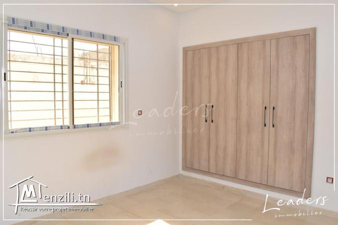 À vendre un appartementS+2 situé à BORJ LOUZIR