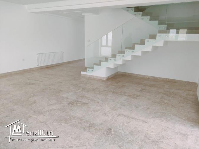 Duplex neuf à la marsa plage