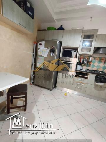 Un Superbe Appartement S+3 d'une superficie de 140m² à Riadh andalous