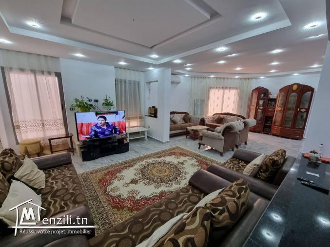 A Vendre Villa Pleine Vue Sur Mer avec Piscine à la Corniche Bizerte