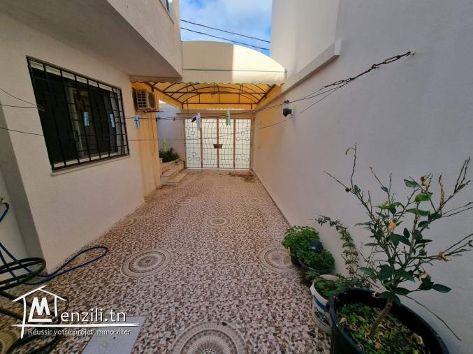 A Vendre Villa Pleine Vue Sur Mer avec Piscine à la Corniche Bizerte