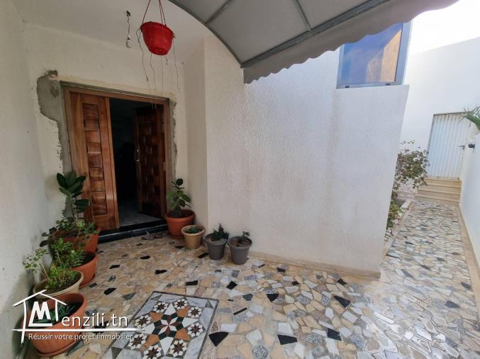 A Vendre Villa Pleine Vue Sur Mer avec Piscine à la Corniche Bizerte