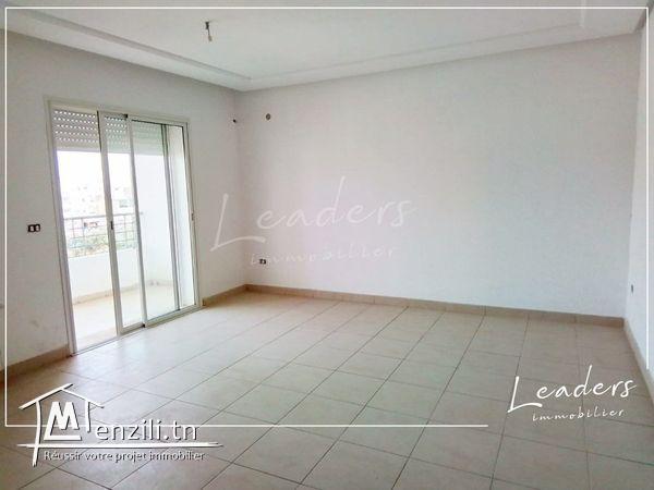 À vendre un appartement S+3 situé à BORJ LOUZIR