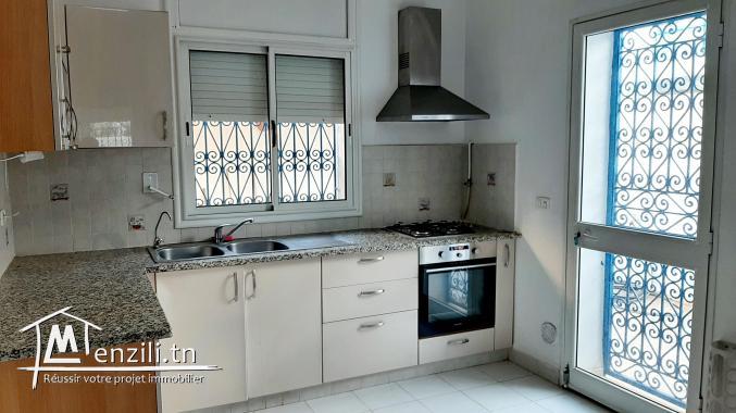 villa s+4 à la marsa plage