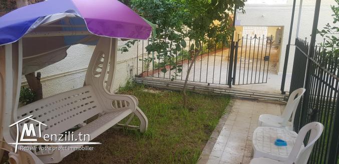 Location d’un magnifique Studio (Meublé) avec jardin privé à Khezama Est.