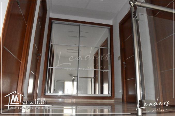 À vendre Villa S+3 situé à L AOUINA