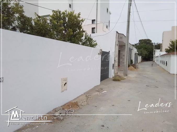 À vendre un terrain constructible situé à RAOUED