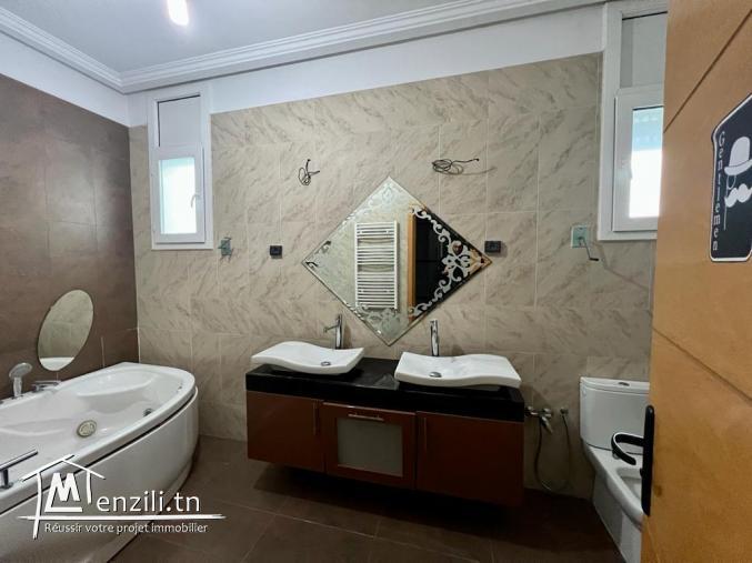 Villa au lac 2 à louer (usage bureautique/résidentiel)