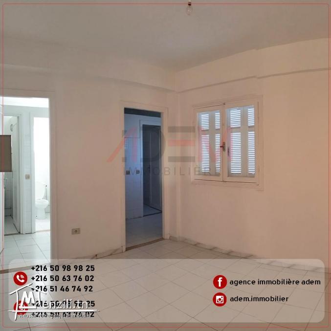 Spacieux bureau A4 bien situé à Sousse ville