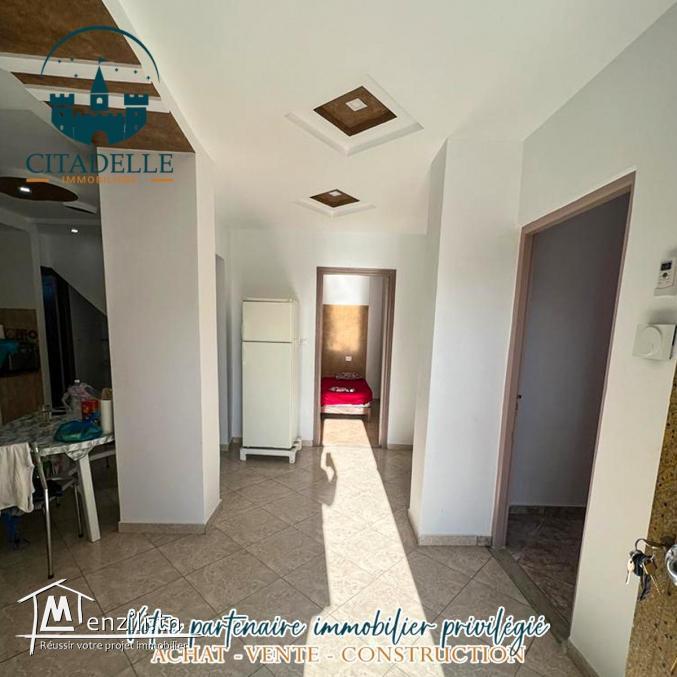 للبيع فيلا على طريق الشاطئ دار علوش