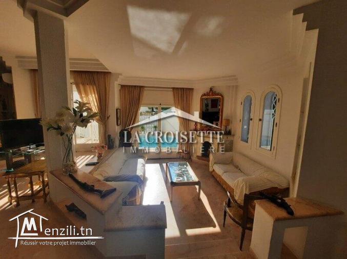 Villa S4 avec piscine à La Marsa MVL1276