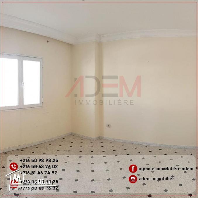 Bureau A1 bien situé à Sousse ville