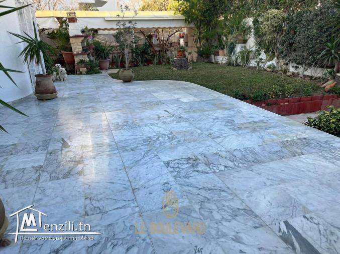 A vendre villa de maitre S+5 à mora, Nabeul