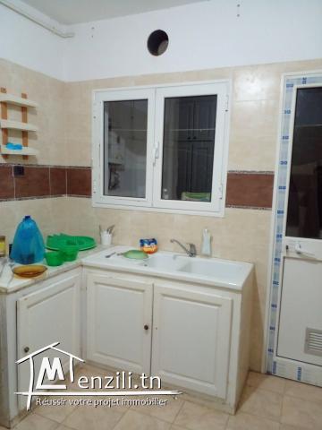 A LOUER APPARTEMENT 3 PIECES ET SALON