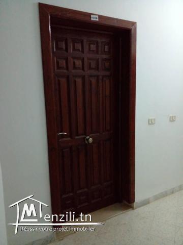 A LOUER APPARTEMENT 3 PIECES ET SALON