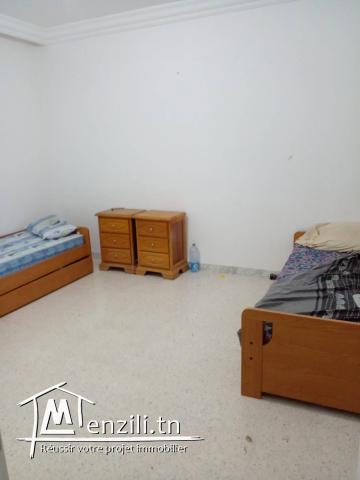 A LOUER APPARTEMENT 3 PIECES ET SALON