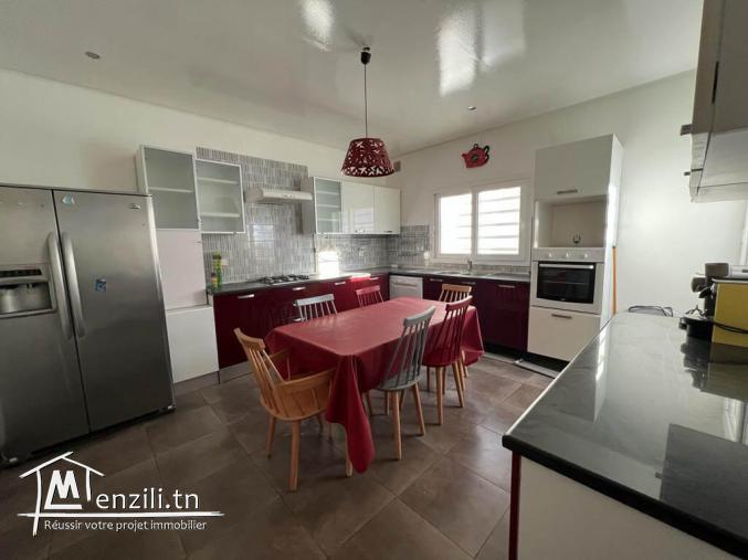 Villa S5 avec piscine à La Marsa MVL1282