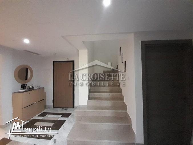 Villa S+3 à La Soukra MVL1227