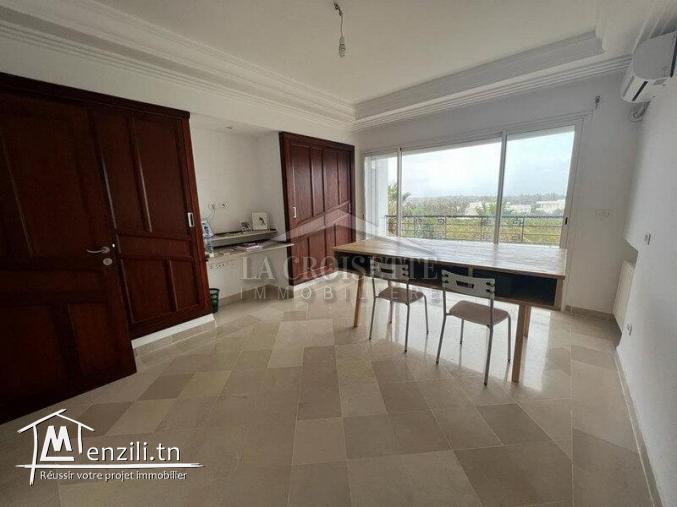 Villa S4 avec piscine a louer  à Gammarth